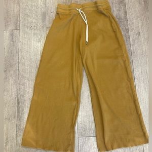 FLASH SALE ⚡️ Mustard lounge pants